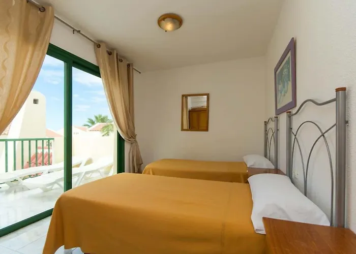 Mare 98 - Two Bed Costa Adeje (Tenerife)